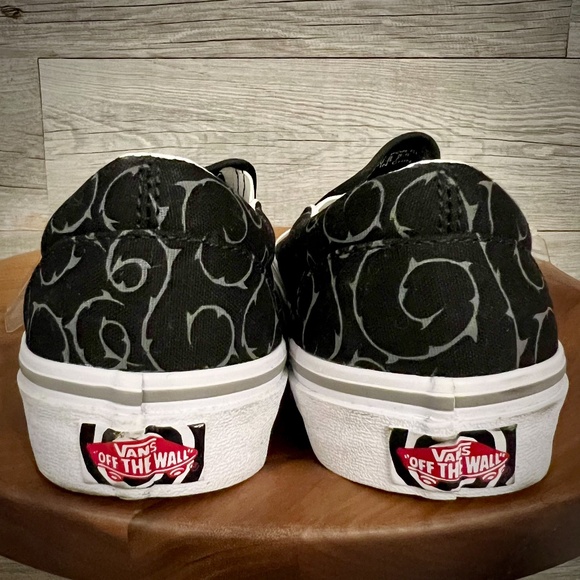 NWOT 🆕🎄VANS x Nightmare B4 Christmas Jack/Sally Slip-Ons W7|M5.5, New - Picture 9 of 10